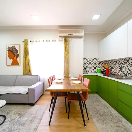 شقة Modern 2 Bedroom With Balcony In Location *